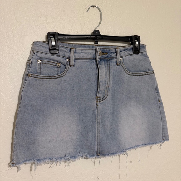 Jean Skirt - Picture 3 of 3